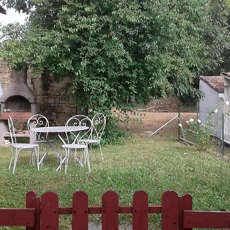 Petite Maison Charentaise * ז'ונזאק